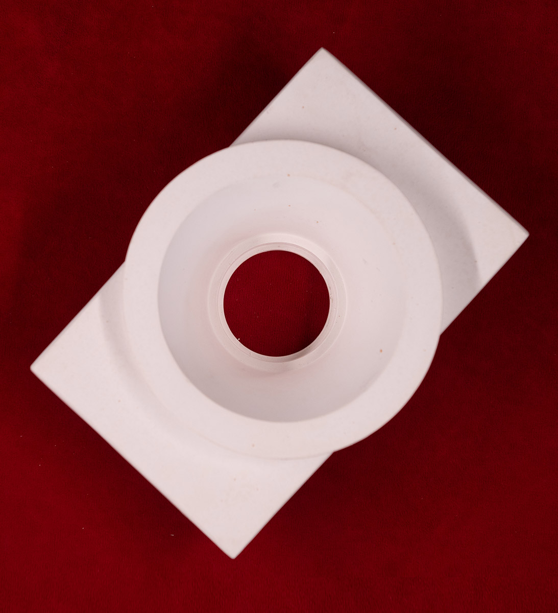 Mono Round Conic 3